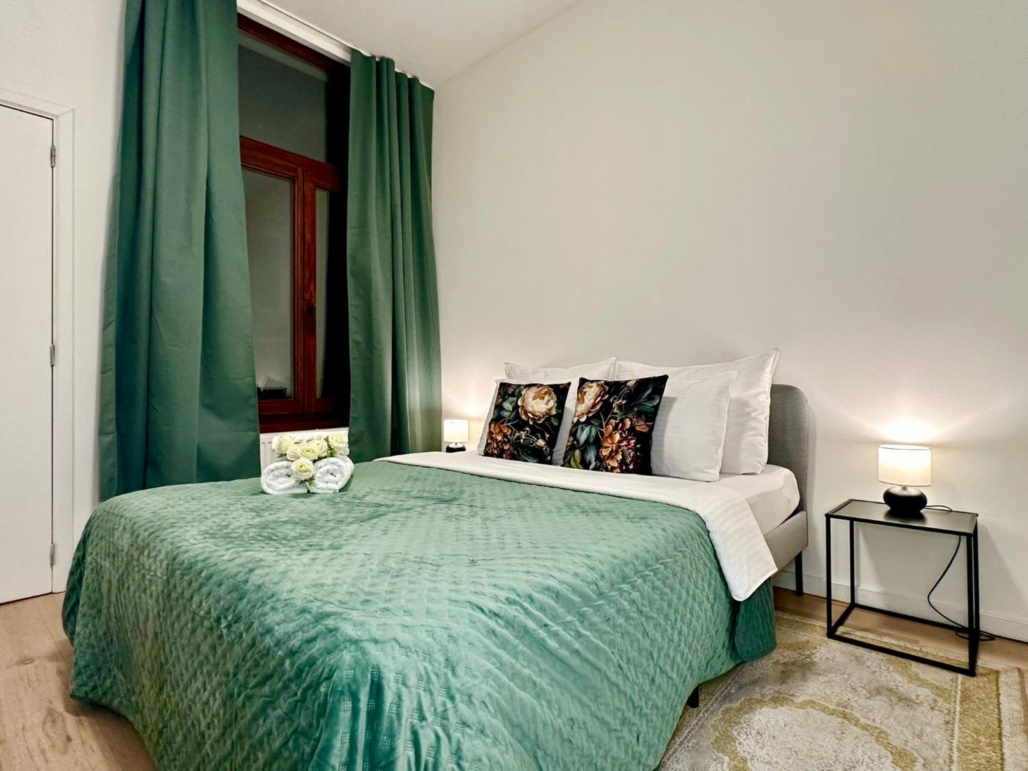 Luxury Suites Centrum By Rikas Hotels Antwerpen Exterior foto
